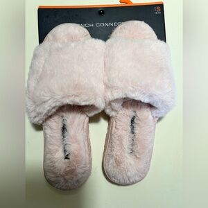 French Connection women’s faux fur open toe slide slippers size S (5-6) in pink